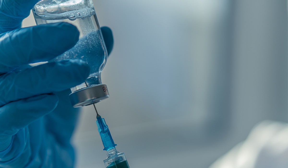 Che cos'è un dispositivo chiuso per il trasferimento di farmaci?